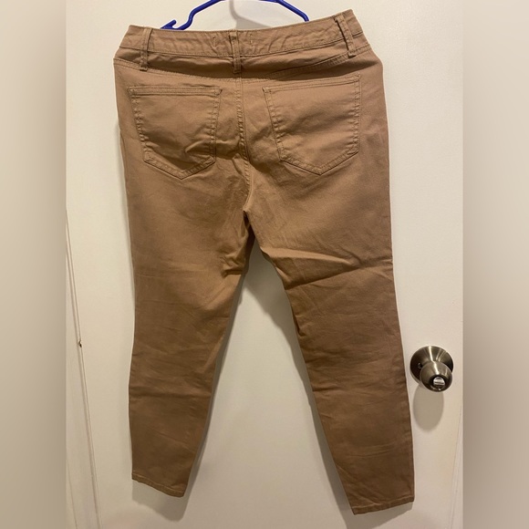 Ladies jeans - Picture 2 of 3